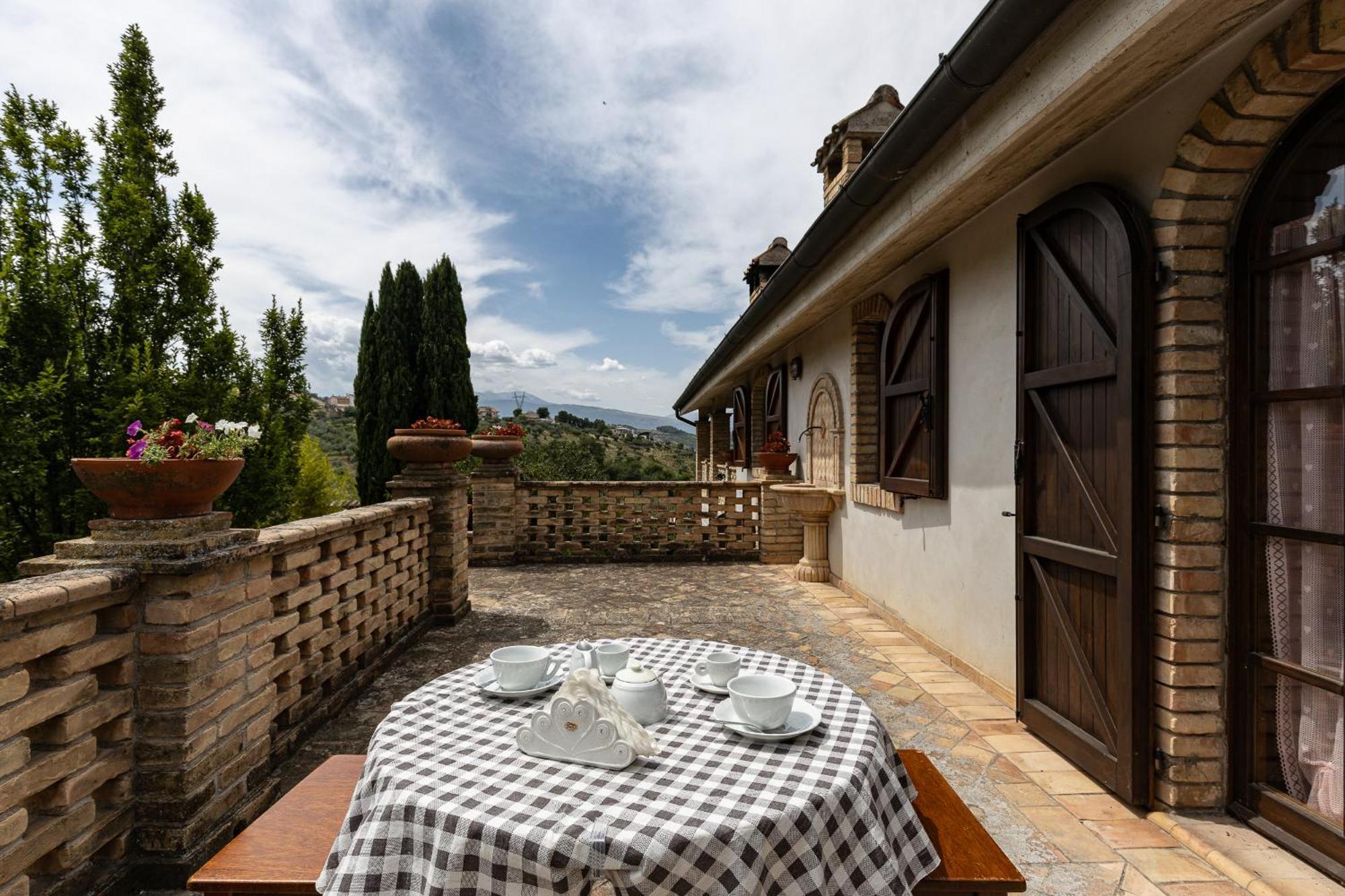 B&B Villa Dei Desideri Chieti Dış mekan fotoğraf